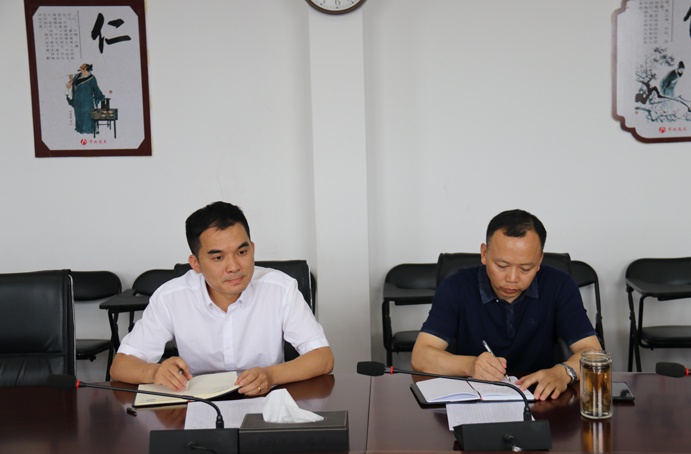 江西省市城镇发展服务中心到市政远大开展装配式建筑材料信息调研6912.jpg