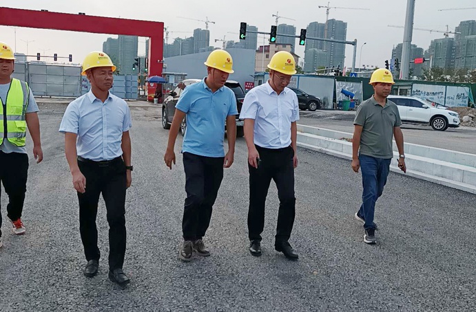 南昌市政建设集团王海龙广州路东延工程检查指导6912.jpg