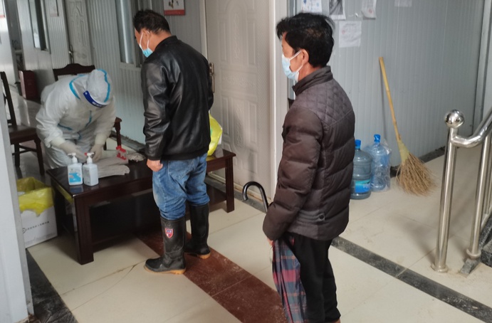 各项目部开展全员核酸检测6914.jpg