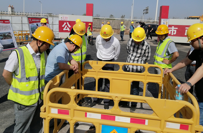 南昌市政建设集团组织到南昌高铁东站新区交通路网工程观摩学习