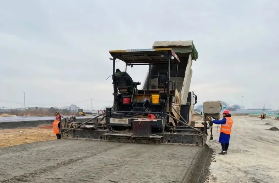 市政建设重点工程攻坚｜云翔大道路基填方85%与广州路东延北半幅通车冲刺